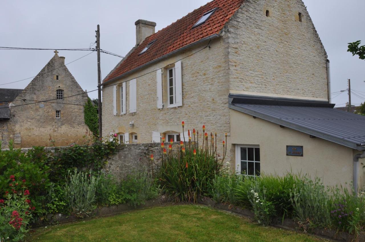 Le Petit Clos Du Bessin Longues-sur-Mer ภายนอก รูปภาพ